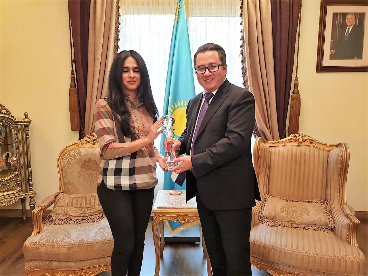 Sheikha Al Thani - Arman Issagaliyev - SATUC intends to cooperate with Kazakhstan - شيخه ال ثاني - كأس العالم ساتوك - كازخستان (14)